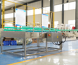 潤滑油灌裝機(jī)上桶平臺(tái)，自動(dòng)供瓶機(jī)客戶現(xiàn)場視頻